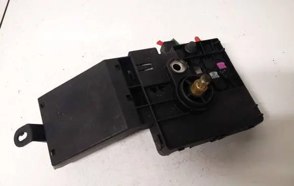 Mercedes-Benz E W211 Fuse box set a2115460841