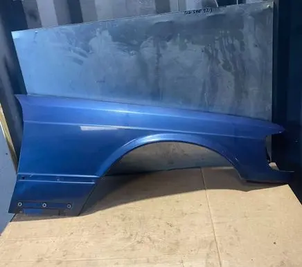 Mercedes-Benz S W126 Fender