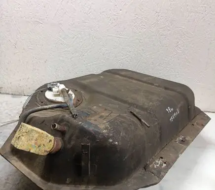 Nissan Terrano Fuel tank