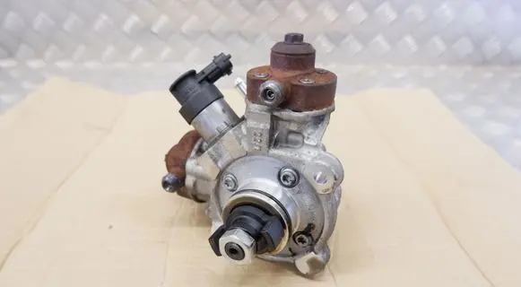 Fuel injection high pressure pump