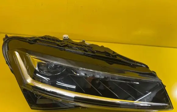 Skoda Superb B8 (3V) Headlight/headlamp 3V1941016D