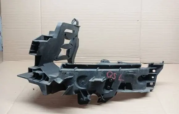 Audi Q5 SQ5 Headlight/headlamp mounting bracket 8R0805607 2003669