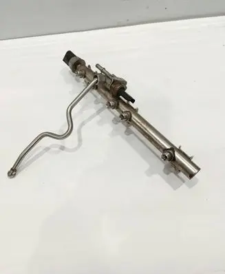 BMW 3 E90 E91 Fuel main line pipe 7562474 12056010
