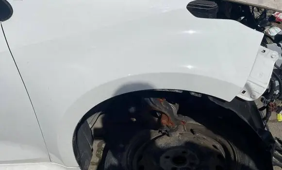 Toyota Yaris XP210 Fender