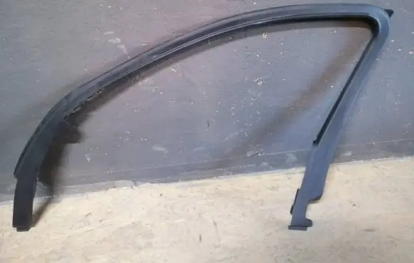 BMW 5 G30 G31 G38 Front door speaker cover trim 51337384930
