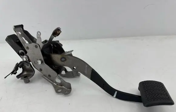 Toyota Yaris Cross Brake pedal 89510K0021