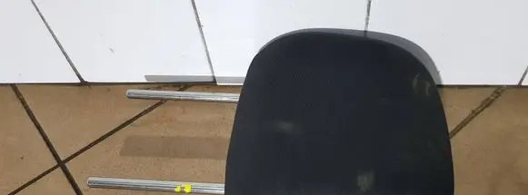 Isuzu D-Max Front seat headrest 