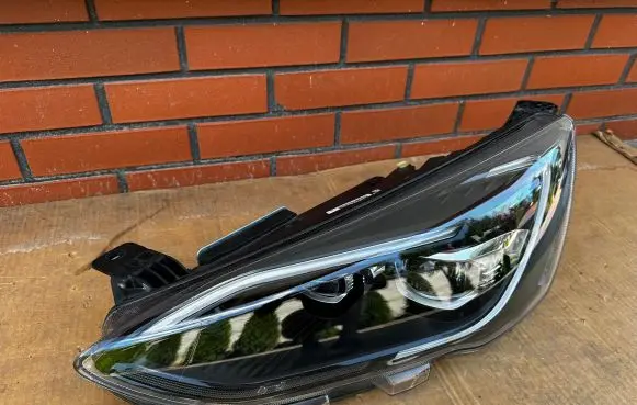 Ford Focus Headlight/headlamp JX7B13E017AH
