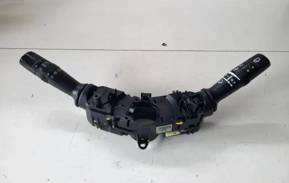 KIA Sorento Indicator stalk 202008910