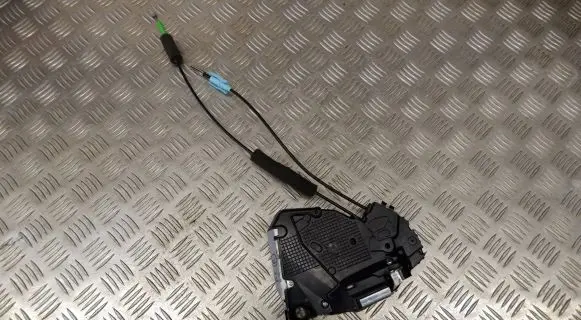Lexus RX 450H Front door lock 6903048110
