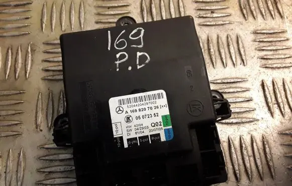 Mercedes-Benz A W169 Door control unit/module 1698207026 A1698207026