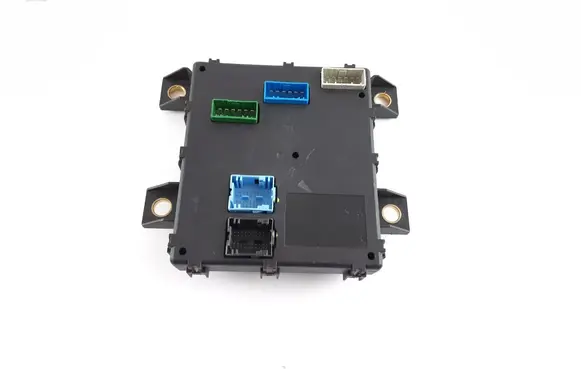 Maserati Quattroporte Tailgate/trunk control unit/module 210683 501201360005 NVB01002