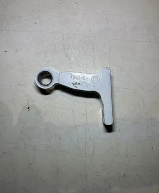 Volvo XC90 Rear door upper hinge 31424587