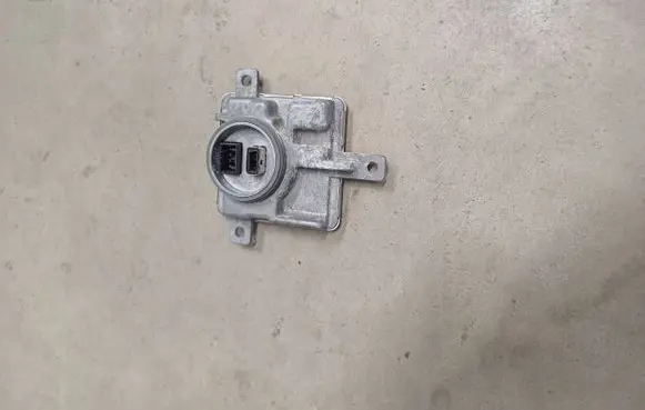 Audi A6 S6 C7 4G Headlight ballast module Xenon W003T22071