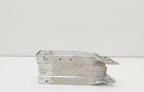Mercedes-Benz E W212 Front bumper shock/impact absorber A2126200895