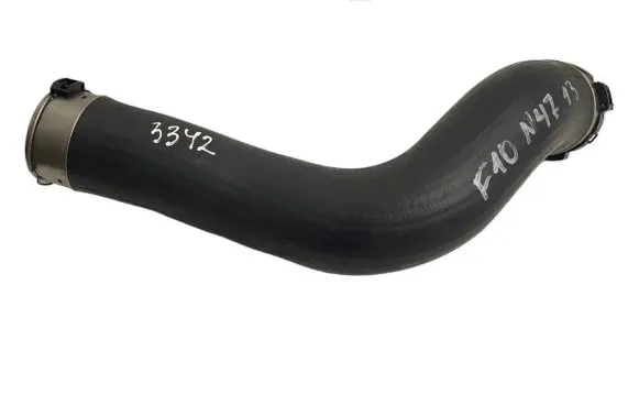 BMW 5 F10 F11 Intercooler hose/pipe
