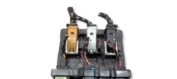 Volkswagen PASSAT B7 Comfort/convenience module 3AA937087E