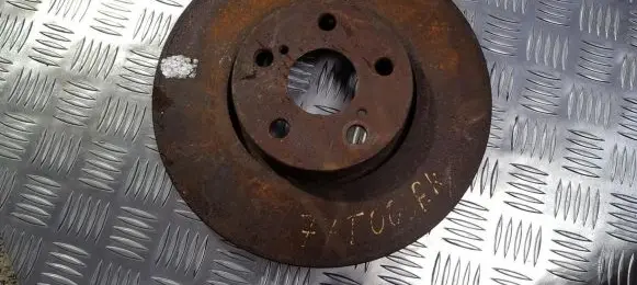 Toyota Avensis T220 Front brake disc