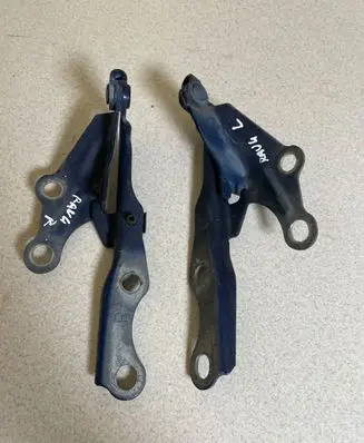 Toyota RAV 4 (XA10) Engine bonnet/hood hinges