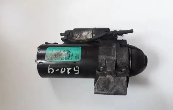 BMW 5 F10 F11 Starter motor 8570383