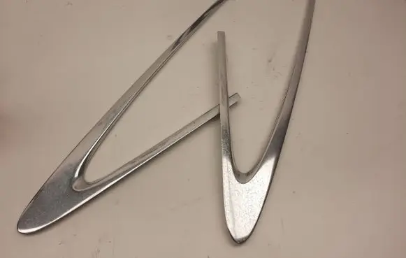 Jaguar XJ X351 Rear side glass trim 