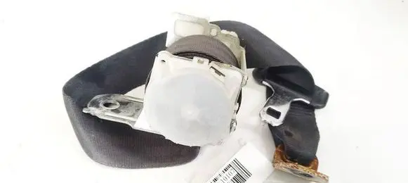 Mitsubishi Lancer X Rear seatbelt 7Q7990