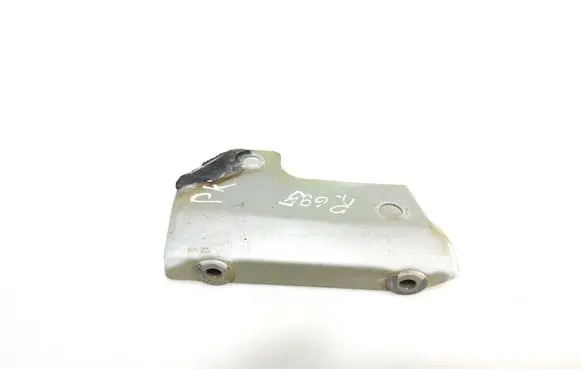 Volkswagen Caddy Fender mounting bracket 1T0810333A 3313