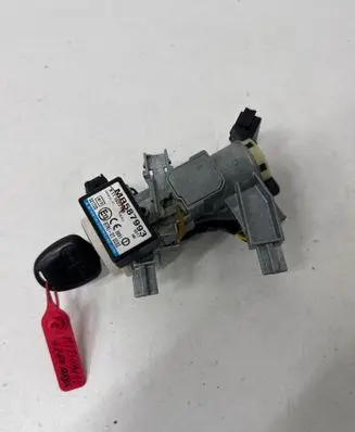 Mitsubishi Grandis Ignition lock MR587993 97RI010032 X1T16271M