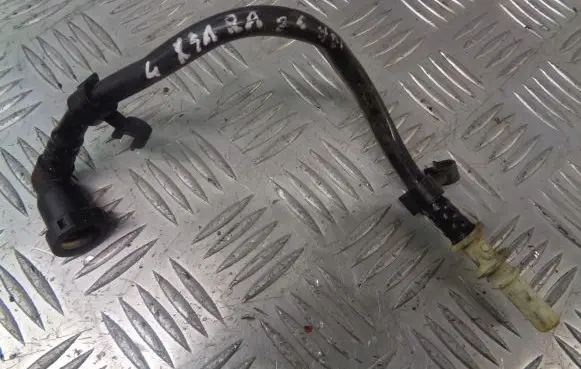 Citroen Xsara Fuel line pipe