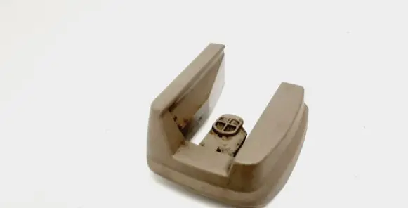 Volvo XC90 Front driver seat rail trim 30662552