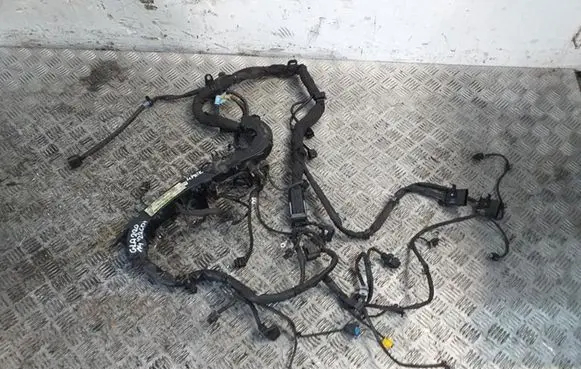 Mercedes-Benz GLA W156 X156 Front door wiring loom/harness boot A6510105818