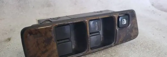 Subaru Forester SF Electric window control switch