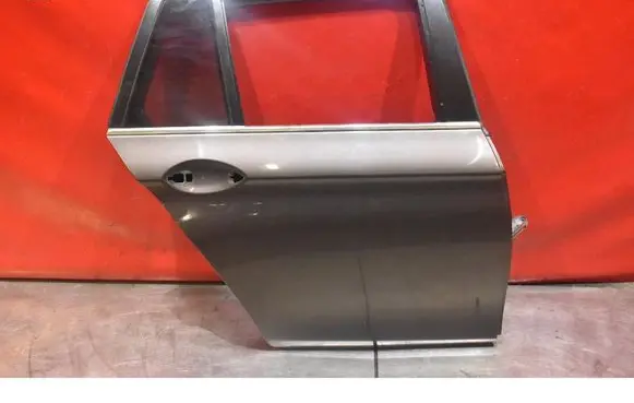 Rear door