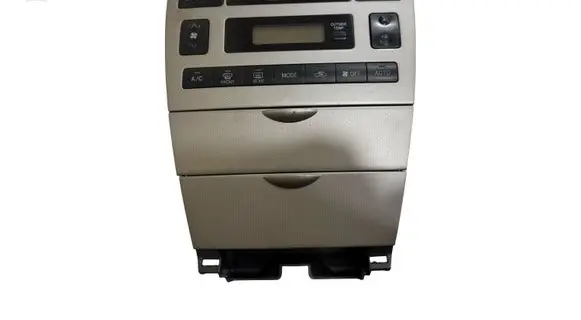 Toyota Corolla E120 E130 Climate control unit 5593013070