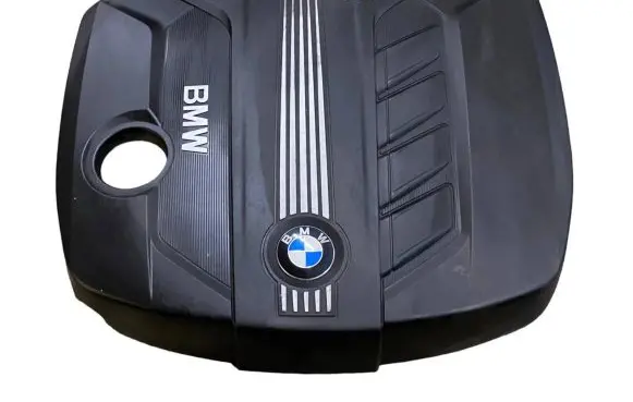 BMW 5 F10 F11 Engine cover (trim) 7802847 13717802847