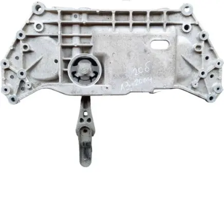 Audi A3 S3 8P Front subframe 1K0199369F