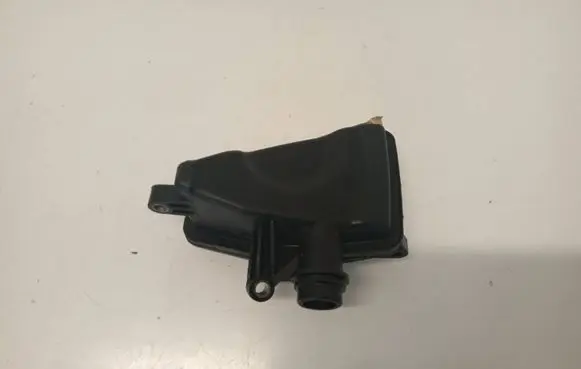 Mercedes-Benz S W222 Intake resonator 4010323A A6421400087