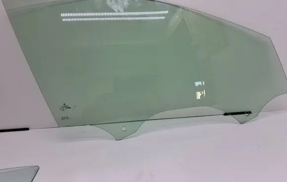 Volkswagen Golf VII Front door window glass four-door 5G4845202B 43R001020 E000184
