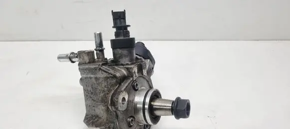 KIA Sorento Fuel injection high pressure pump 331002F600 0446010598