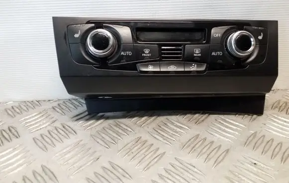 Audi A5 Sportback 8TA Climate control unit 8K2820043T