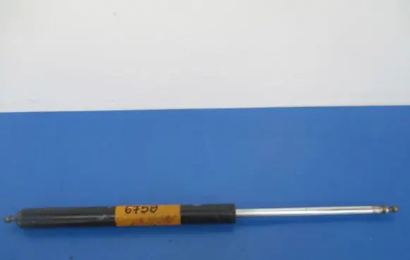AC 428 Shock absorber/damper mounting bracket 