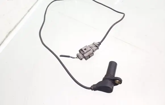Volkswagen PASSAT B5.5 Crankshaft speed sensor 038907319F