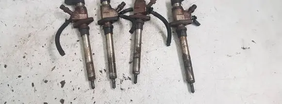 Ford Mondeo MK IV Fuel injectors set 9657144580