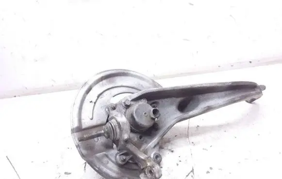 Jaguar S-Type Front wheel hub