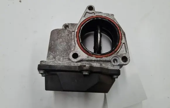 Volkswagen Golf Plus Throttle valve 03G128063A
