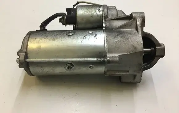 Renault Trafic II (X83) Starter motor 32572N