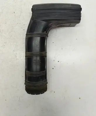KIA Soul Air intake duct part 282102K000