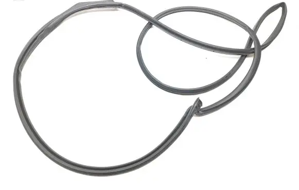 Hyundai Tucson TL Rubber seal front door (on door) 