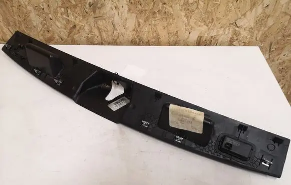 Mercedes-Benz ML W164 Tailgate/boot lid lock trim A1647400030 A1647470287 16038000