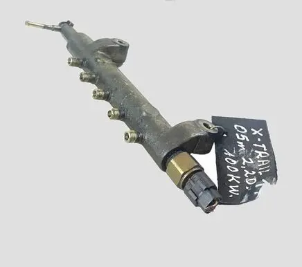 Nissan X-Trail T30 Fuel main line pipe 10F23 6100